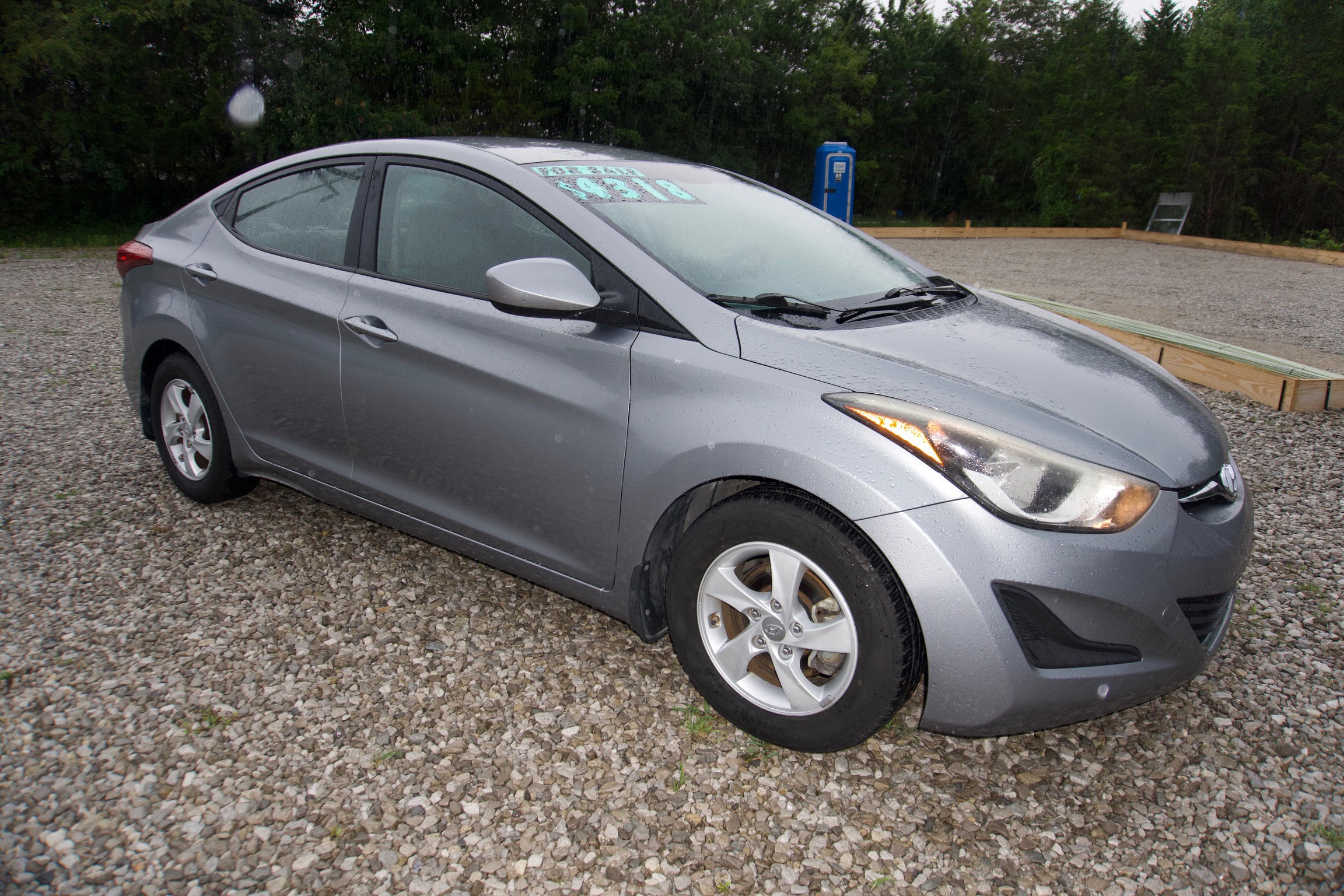 Silver Hyundai Elantra, side profile